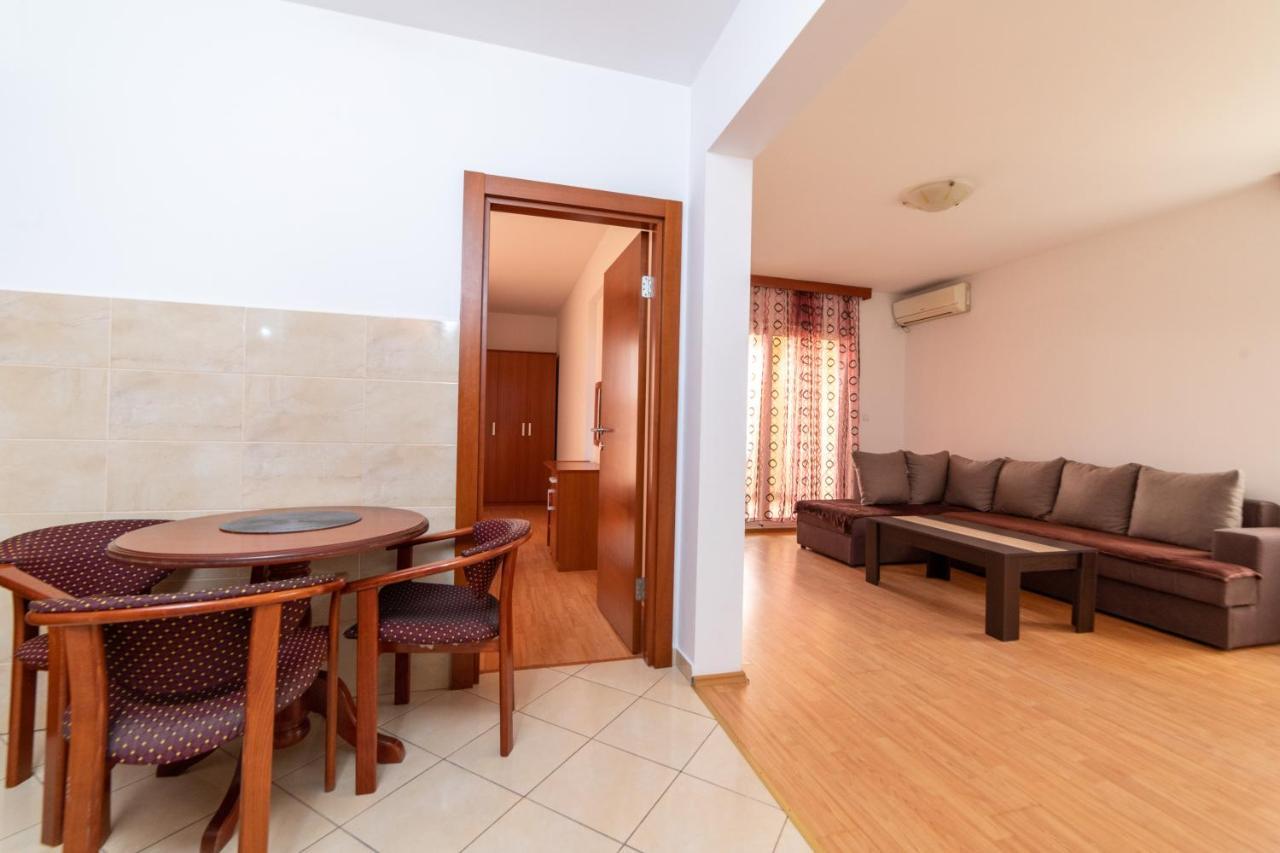 Apartmani Jovan Budva Bagian luar foto